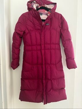 Patagonia Girl’a Long Puffer Coat - Deep Magenta size 12
